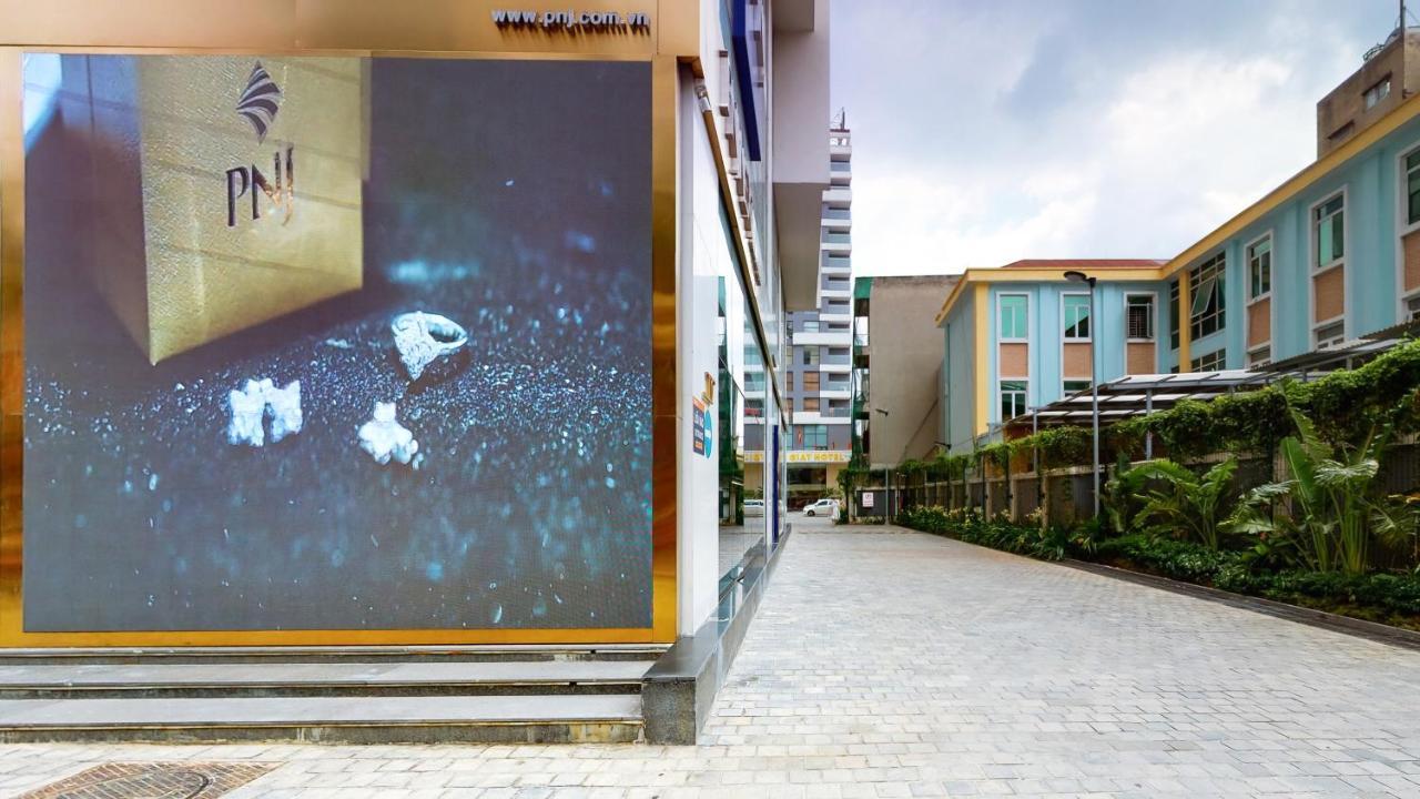 Cau Giay Hotel - By Bay Luxury Hanói Exterior foto